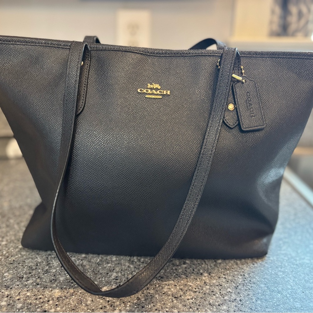 Coach Navy Blue Leather Tote Bag and wrist wallet to match